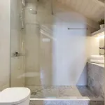 Apartment 1924